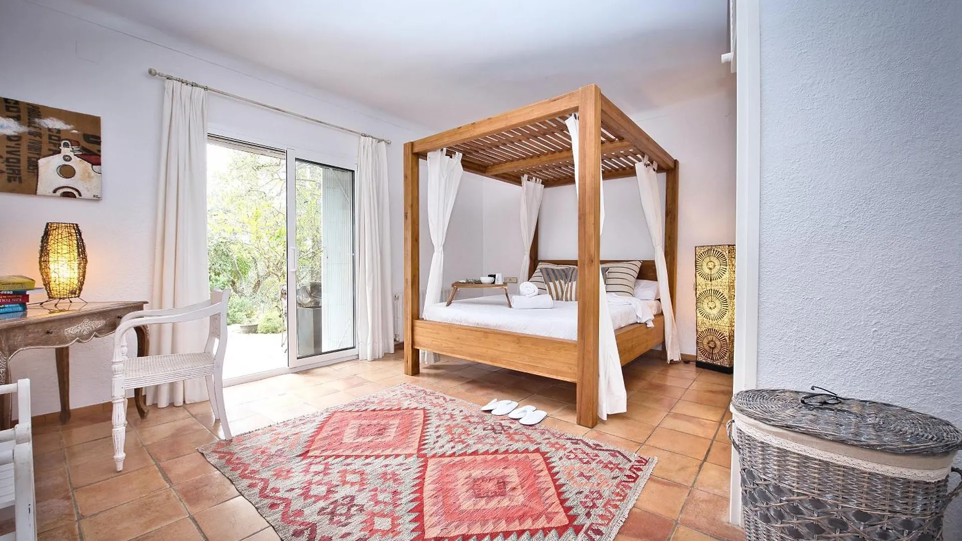 Bell-Lloc  Villa Can Gavarres Bell-Lloc (Girona)
